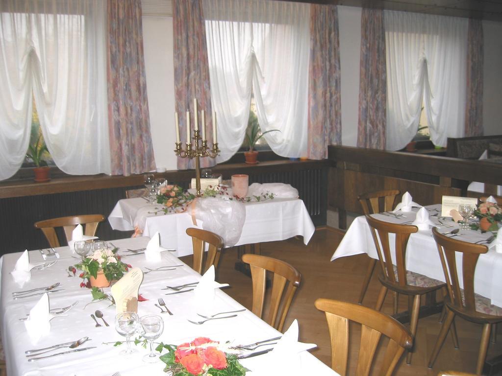 Gasthof Zum Lamm Gomadingen Esterno foto